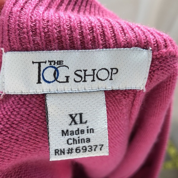 HOT PINK MOCKNECK SHORT SLEEVE SWEATER  - TOG SHOP XL GUC FLATTERI… - Picture 3 of 15